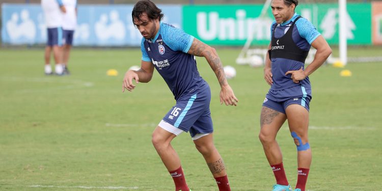 Com desfalques, Bahia encerra preparação para enfrentar a Ponte Preta