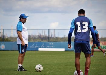 Bahia faz último treino e encerra preparação para enfrentar o Sport