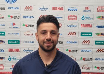 Claus revela cobrança do elenco por resultados fora de Salvador: “A gente tem se cobrado”