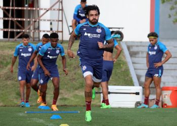 Com desfalques, Bahia encerra preparação para enfrentar o Tombense