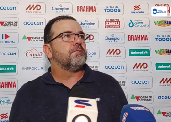 Enderson explica mudanças na equipe contra o Sport e lamenta mais uma derrota fora de casa