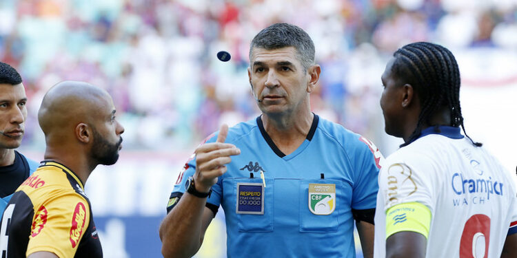 Bahia x Operário: Marcelo de Lima Henrique apita jogo na Arena Fonte Nova