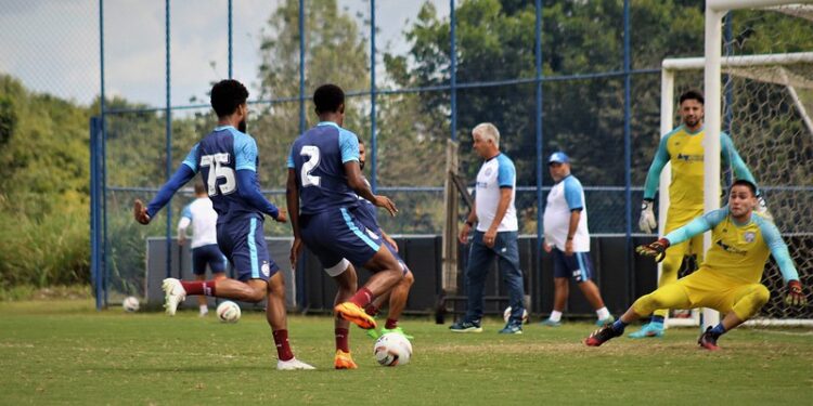 Com Luiz Otávio em campo, Bahia se reapresenta e inicia preparação para enfrentar o Operário