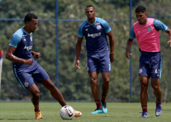 Com Luiz Otávio em campo, Bahia segue se preparando para enfrentar a Chapecoense