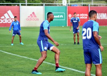 Bahia faz último treino e encerra preparação para enfrentar o Grêmio