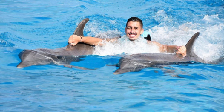 Meia Daniel curte férias na República Dominicana