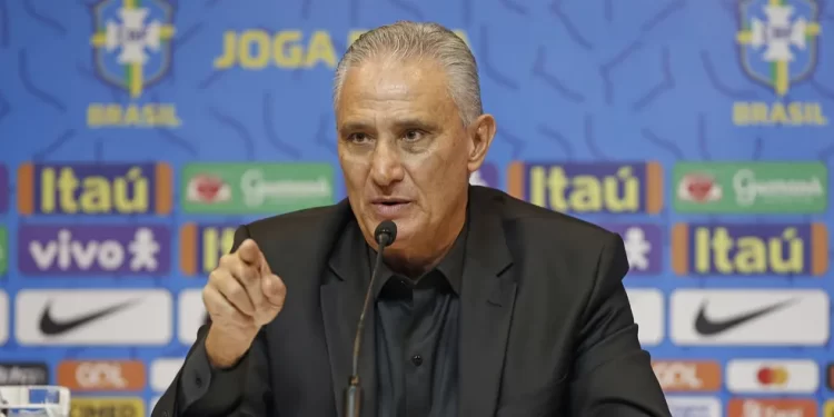 Revelado pelo Bahia, Daniel Alves é convocado para defender o Brasil na Copa do Mundo; Confira a lista de Tite