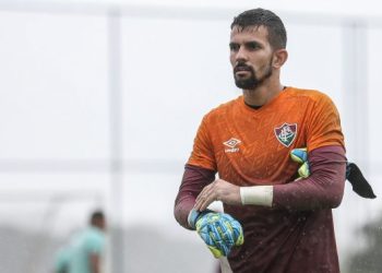 Bahia acerta contratação do goleiro Marcos Felipe, do Fluminense