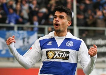 Bahia acerta contratação do meia Cauly Oliveira, do Ludogorets