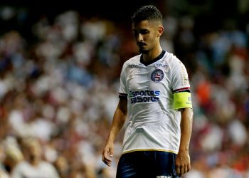 Bahia amarga derrotas e empate contra times estreantes no Campeonato Baiano