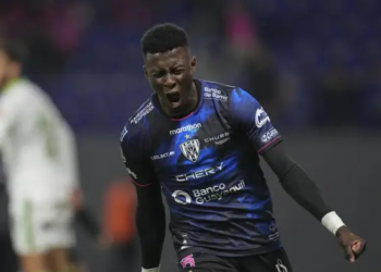 Bahia anuncia contratação do lateral-esquerdo Jhoanner Chávez