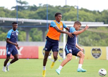 Bahia finaliza penúltimo dia de pré-temporada com foco nas bolas paradas