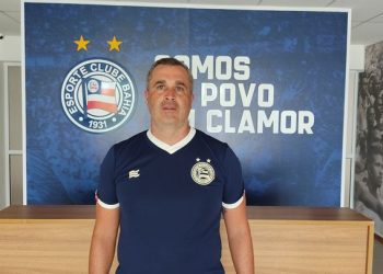 Bahia promove Rogério Ferreira para técnico do time sub-20