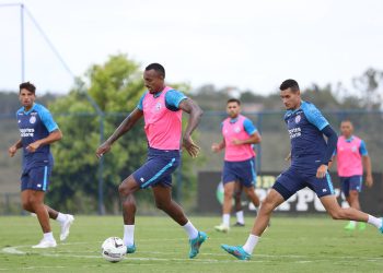 Com Matheus Bahia em campo, Tricolor encerra preparação para enfrentar o Vitória
