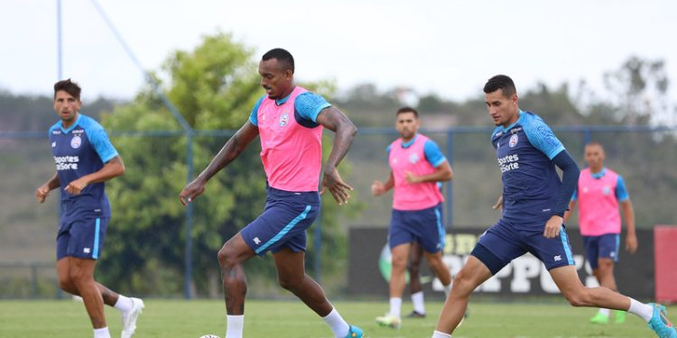 Com Matheus Bahia em campo, Tricolor encerra preparação para enfrentar o Vitória