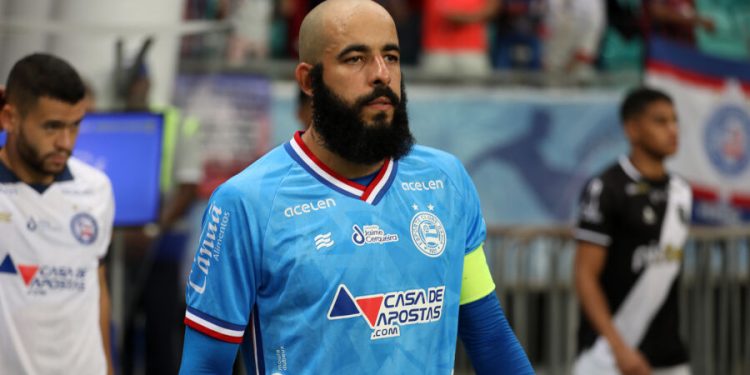 Goleiro Danilo Fernandes renova contrato com o Bahia até o fim de 2023
