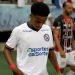 Kayky elogia torcida do Bahia e analisa estreia: “Estava um pouco fora de ritmo”