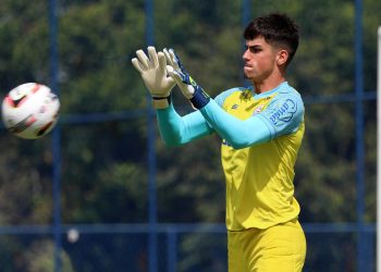 Portimonense apresenta proposta para contratar jovem promessa do Bahia