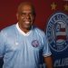Bahia batiza campo principal da Cidade Tricolor com nome do ex-goleiro Ronaldo Passos
