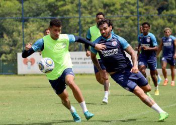 Bahia faz último treino e encerra preparação para enfrentar o Ferroviário