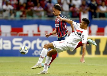 Bahia vacila, cede empate e fica no empate contra o Ferroviário na Fonte Nova