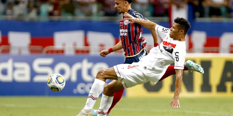 Bahia vacila, cede empate e fica no empate contra o Ferroviário na Fonte Nova