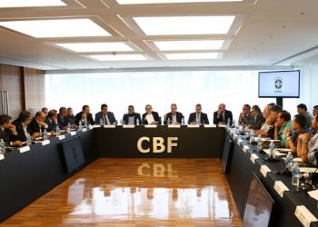 CBF projeta reunião para analisar novo limite de estrangeiros na Série A do Brasileirão
