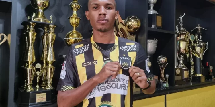 Destaque do Campeonato Carioca, atacante Lelê é sondado pelo Bahia; Vasco também tem interesse