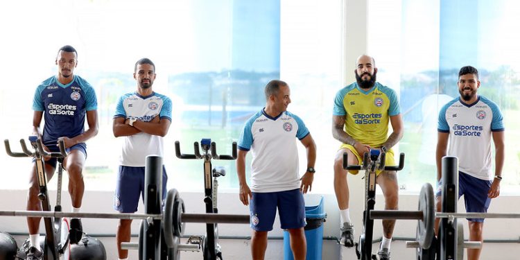 Kanu e Rezende desfalcam o Bahia