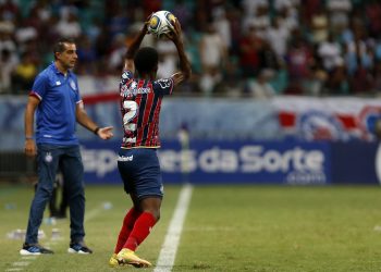 Paiva analisa atuação do Bahia e lamenta empate contra o Ferroviário: “Equipes que propõem ficam mais expostas”