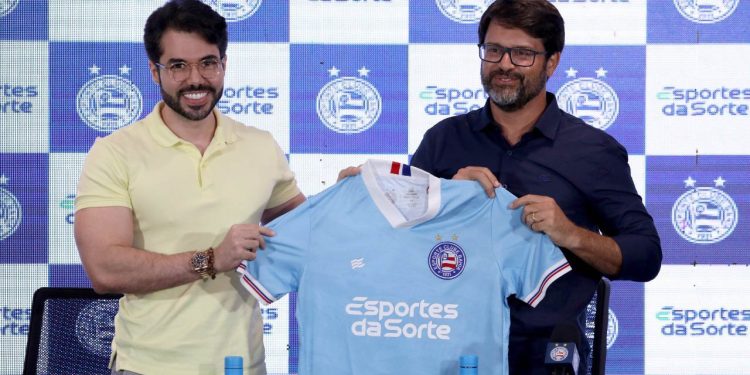 Patrocinador do Bahia libera 10 mil cervejas grátis contra o Fortaleza