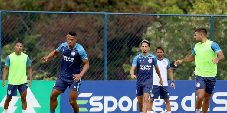 Sem Kanu, Bahia inicia preparação para enfrentar o Bahia de Feira