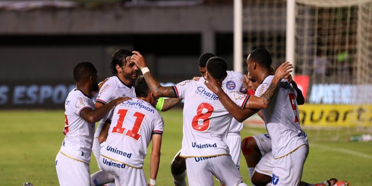 Bahia atropela o Jacuipense, vence por 4 a 1 e garante vaga na segunda fase da Copa do Brasil