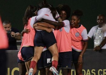 Bahia joga bem, vence o Grêmio e retorna à zona de classificação do Brasileirão feminino