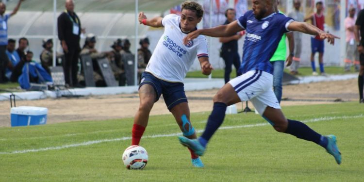 Bahia joga mal, perde para o Itabuna e se complica no Campeonato Baiano