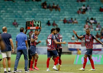 Paiva projeta título do Nordestão em 2024: ‘Prometo que vamos devolver essa Copa do Nordeste’