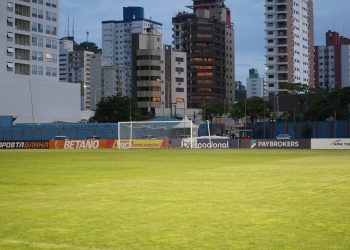Precisando vencer, Bahia enfrenta o Camboriú pela Copa do Brasil