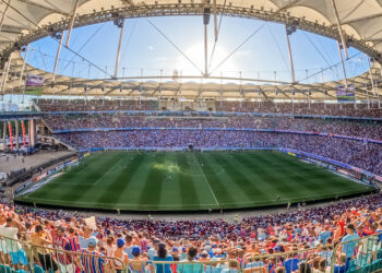 Com reajuste nos valores, Bahia inicia venda de ingressos para jogo contra o Botafogo