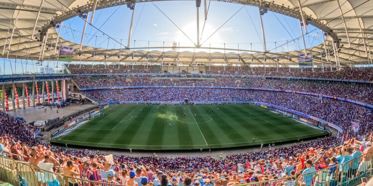 Com reajuste nos valores, Bahia inicia venda de ingressos para jogo contra o Botafogo