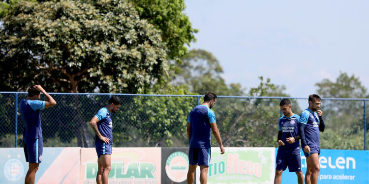 Com Vitor Hugo em campo, Bahia se reapresenta e inicia preparação para enfrentar o Volta Redonda