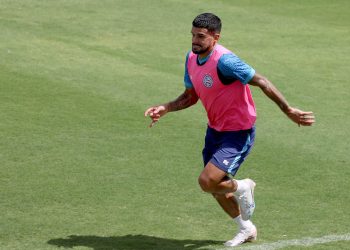 Confira a provável escalação do Bahia para enfrentar o Bragantino neste sábado