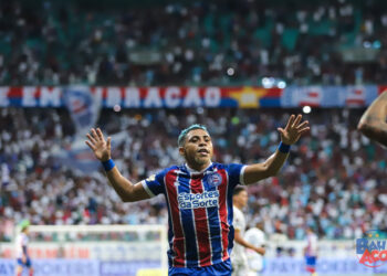 Jacaré comemora gol e classificação do Bahia na Copa do Brasil: ‘Sempre vou dar o meu máximo’