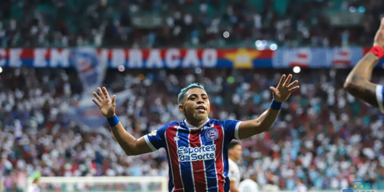Jacaré comemora gol e classificação do Bahia na Copa do Brasil: ‘Sempre vou dar o meu máximo’