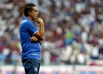 Renato Paiva presta esclarecimentos nas redes sociais após polêmica: ‘Infiel’