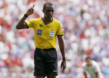 Volta Redonda x Bahia: CBF escala árbitro Luiz Flávio de Oliveira para apitar partida