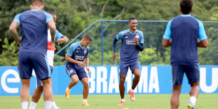 Bahia faz último treino e encerra preparação para enfrentar o Goiás