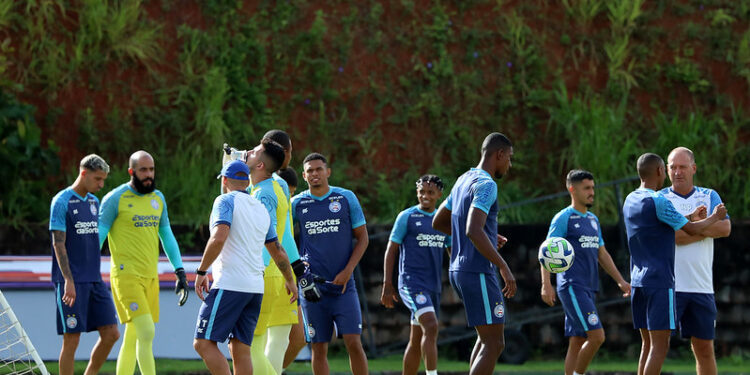 Em Pituaçu, Bahia faz último treino e encerra preparação para decisão contra o Santos