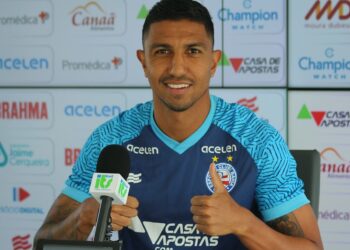 Ex-Bahia, zagueiro Didi fez aposta em cartão amarelo de Bauermann