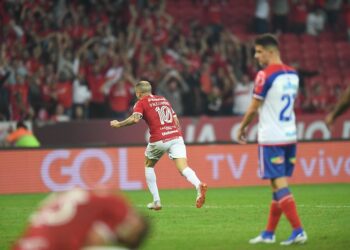 Globo transmite jogo entre Internacional x Bahia neste domingo