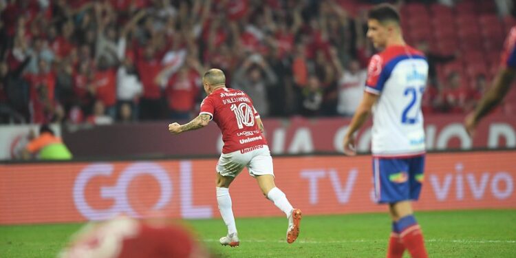 Globo transmite jogo entre Internacional x Bahia neste domingo